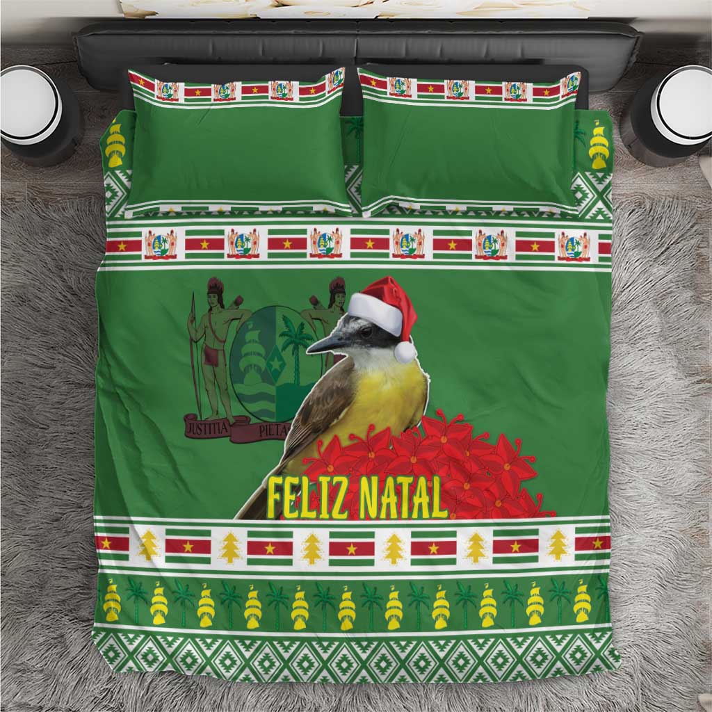 Green Feliz Natal duvet set with bird illustration, festive trim, and two pillowcases
