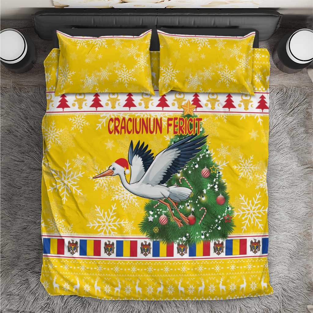 Yellow Christmas bedding set with stork, Christmas tree, and festive border design
