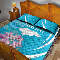 Blue quilt bed set with 'YOUR TEXT', Honduras map graphic, stars, purple orchids, 2 matching pillows