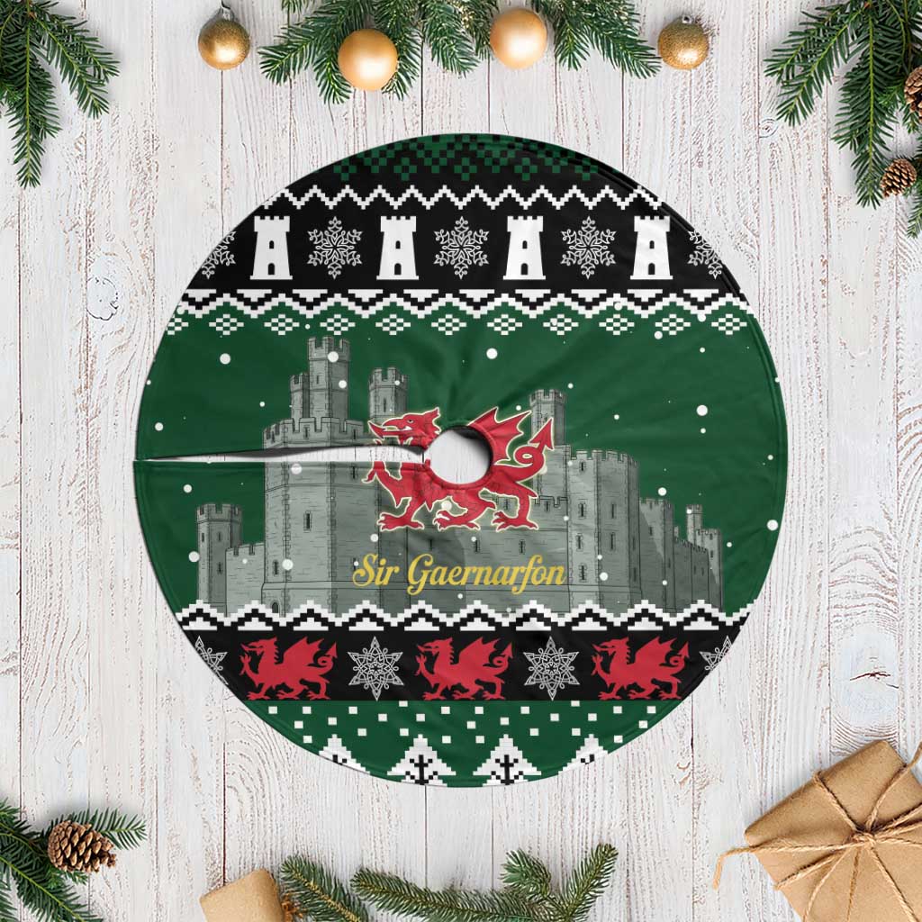 Caernarfonshire Wales Christmas Tree Skirt Caernarfon Castle Red Dragon - Wonder Print Shop