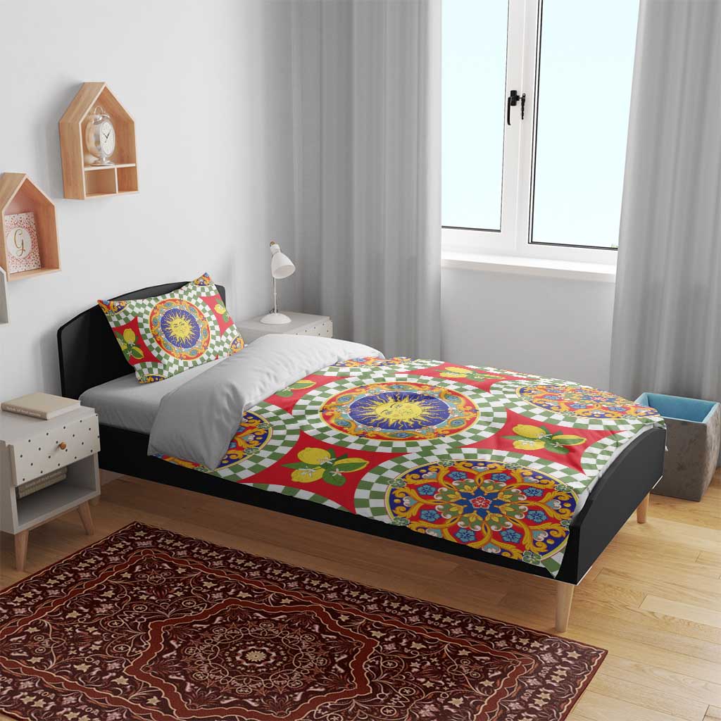 Green Sicilian Majolica Lemon Sun Art Bedding Set
