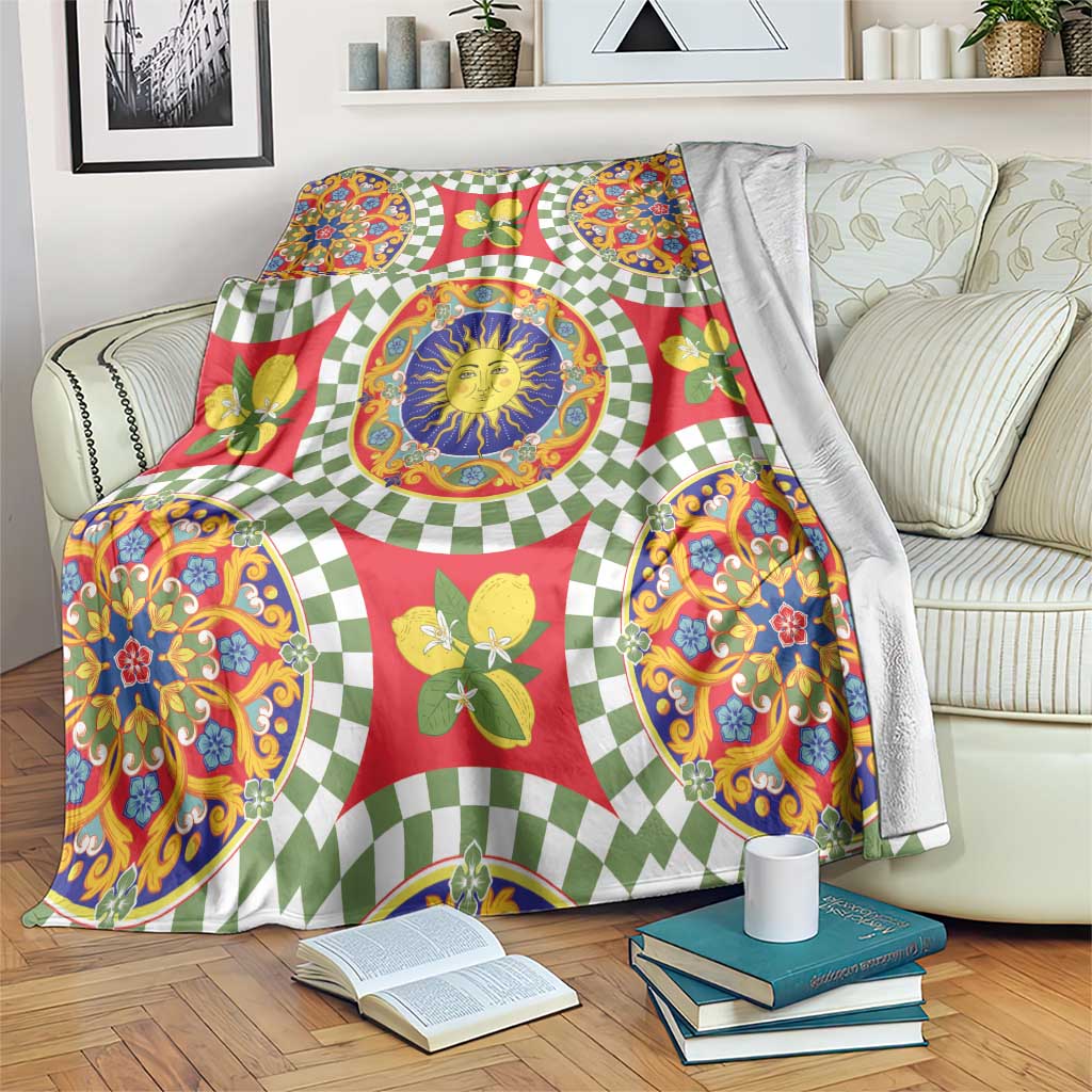 Green Sicilian Majolica Lemon Sun Art Blanket