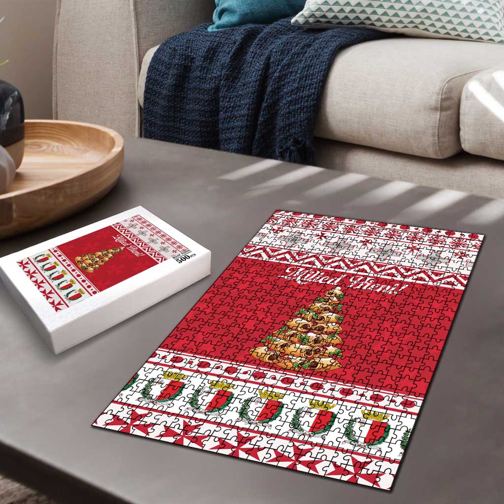 Red and white Christmas jigsaw puzzle board with central tree graphic and borders