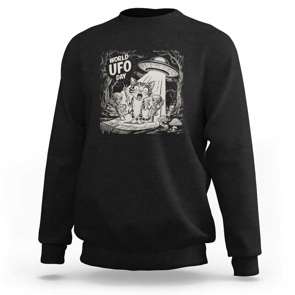 UFO cat graphic sweatshirt, black crewneck long-sleeve pullover