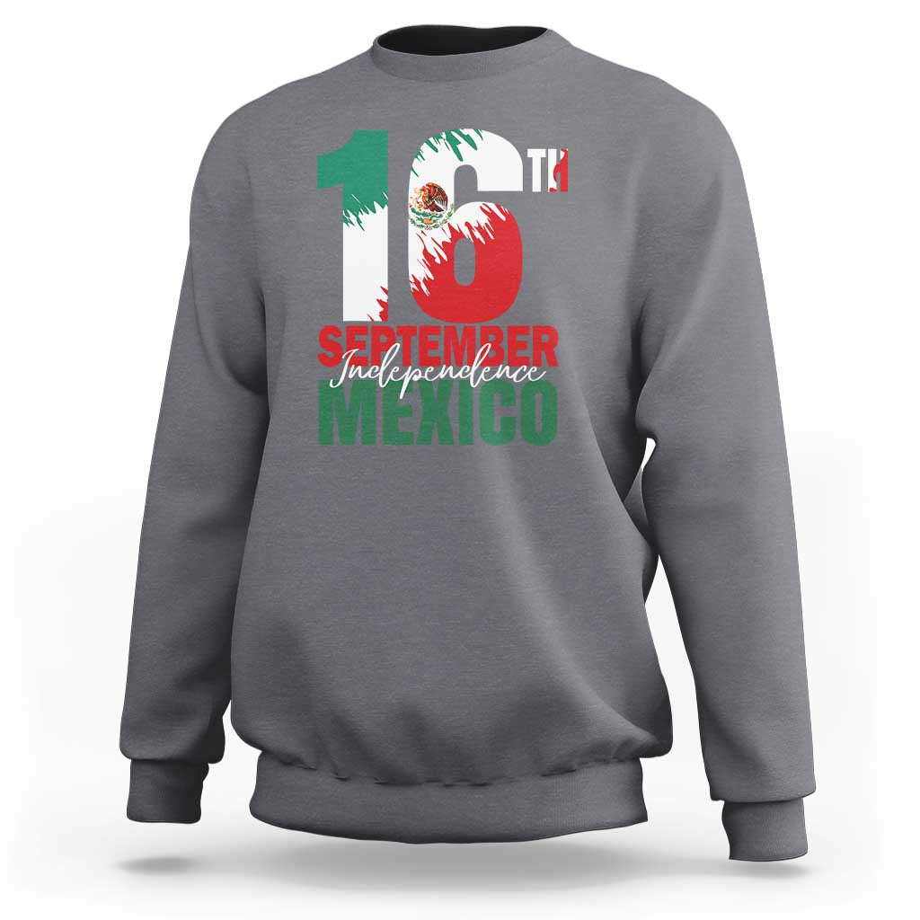 Crewneck sweatshirt in gray with large '16' graphic and Independence Mexico text