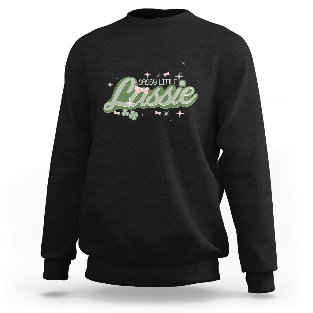 Kids girls sweatshirt in dark gray with green “Lissie” shamrock graphic