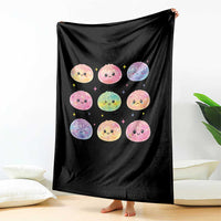 Kawaii Glitter Dumpling Face Grid Graphic Throw Blanket Cute Pastel Bao Emoji Expressions