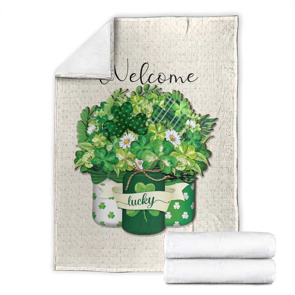 Lucky Irish Shamrocks Mason Jar Throw Blanket Clovers St. Patrick’s Day Welcome Yard Decor