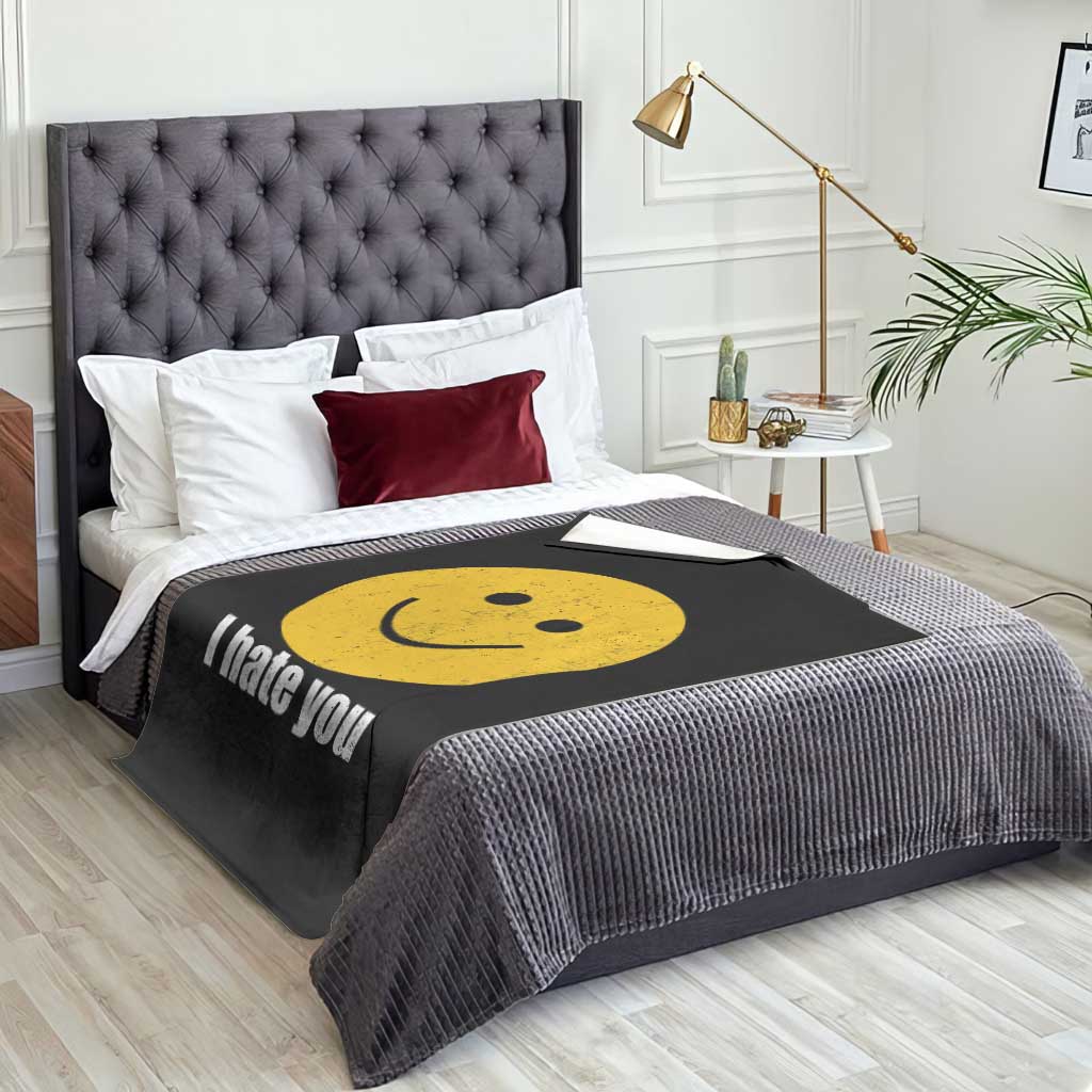I Hate You Meme Distressed Smiling Face Throw Blanket Dark Humor Sarcastic Funny Attitude