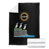 Cute Cartoon Puffins 2026 Total Solar Eclipse Throw Blanket August 12 Totality Funny Astronomy Gift