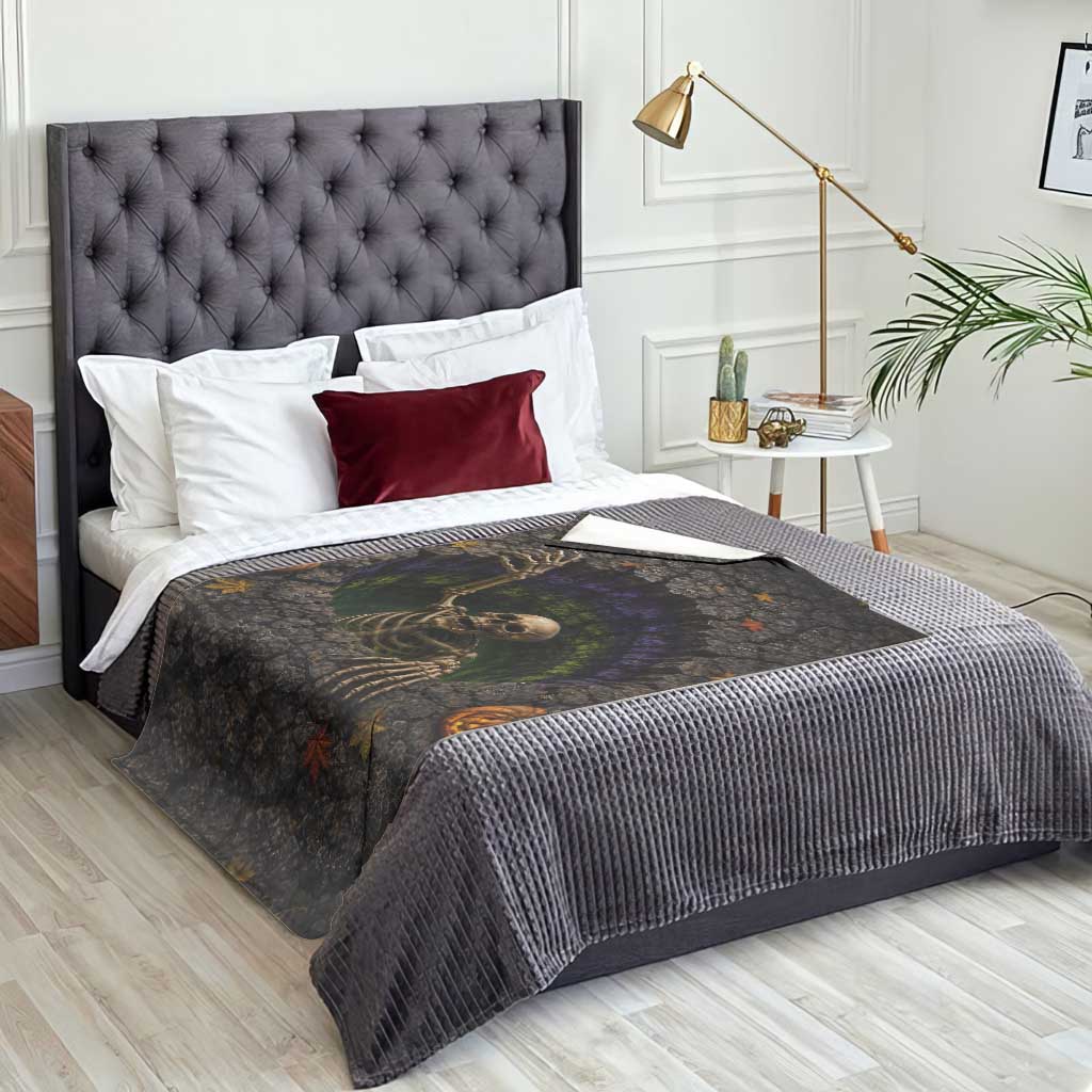 Skeleton Crawling Out Ground Pit 3D Halloween Optical Illusion Throw Blanket Spooky Gothic Horror Graphic