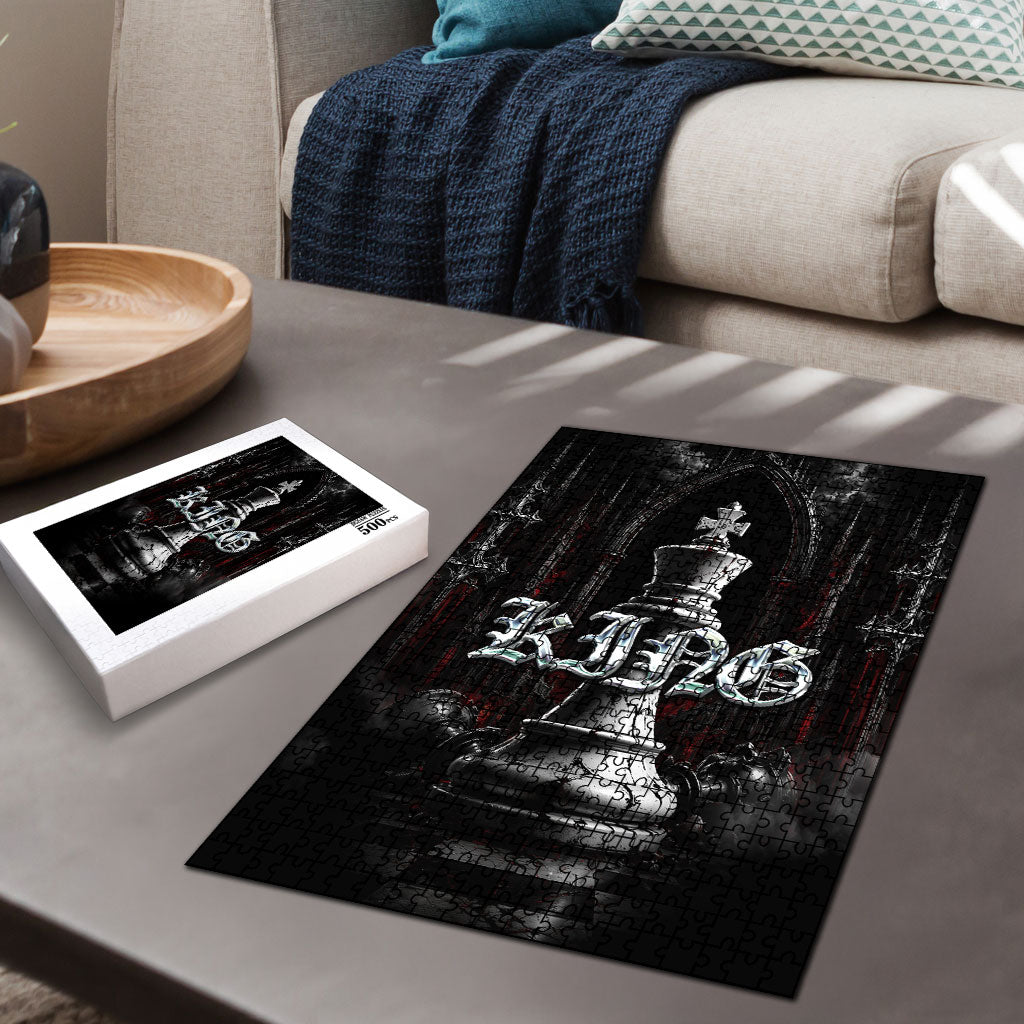 King Chess Piece Puzzle Dark Gothic Fantasy Board Game Art