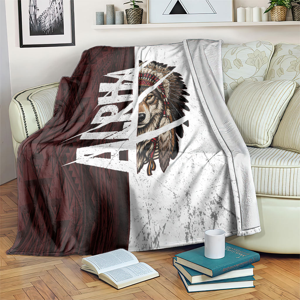 Native American Alpha Wolf Blanket Tribal Headdress Split Geometric Pattern Art