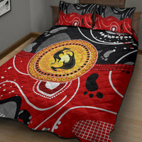 Kangaroo quilt bed set in red, black and gray with yellow circular motif and pillows