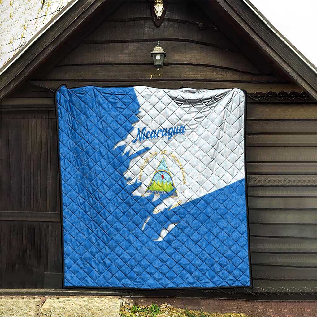 Nicaragua Flag Ripped Effect Quilt with National Emblem and Floral Pattern Design - Wonder Print Shop