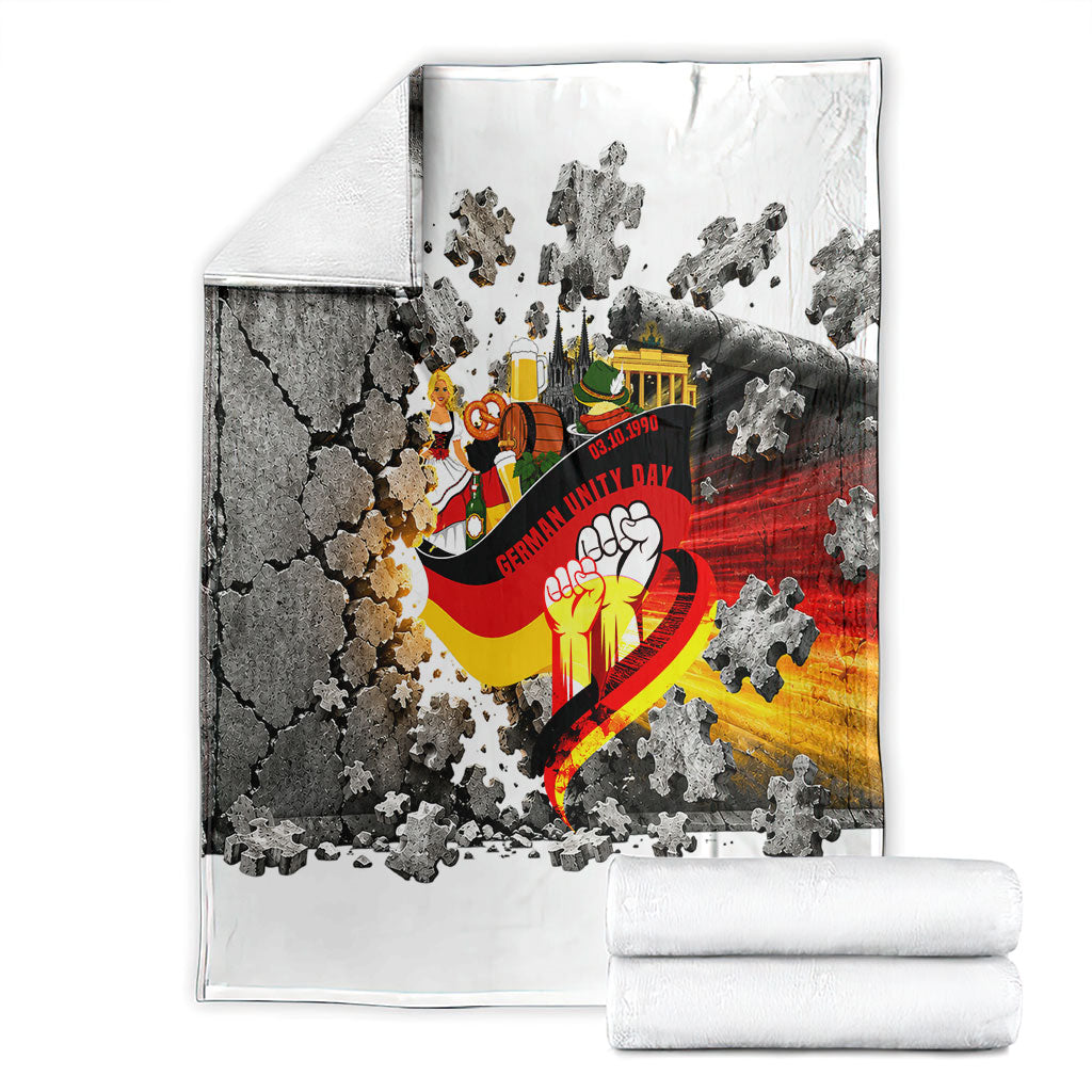 German Unity Day Blanket Cracked Wall Flag Graphic Unity Fist