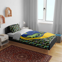Saint Vincent and the Grenadines Iguana Bedding Set with Tropical Leaf Pattern and National Flag - Wonder Print Shop