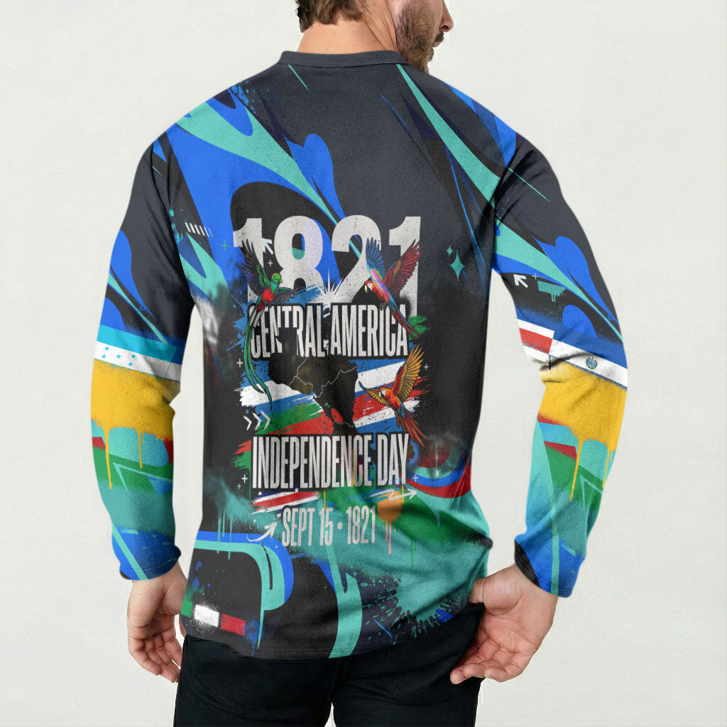 Central America Independence Day 1821 Button Sweatshirt Blue Black Graffiti Paint Splatter Parrot Map