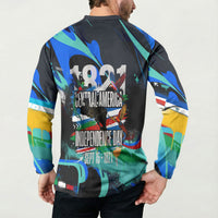 Central America Independence Day 1821 Button Sweatshirt Blue Black Graffiti Paint Splatter Parrot Map