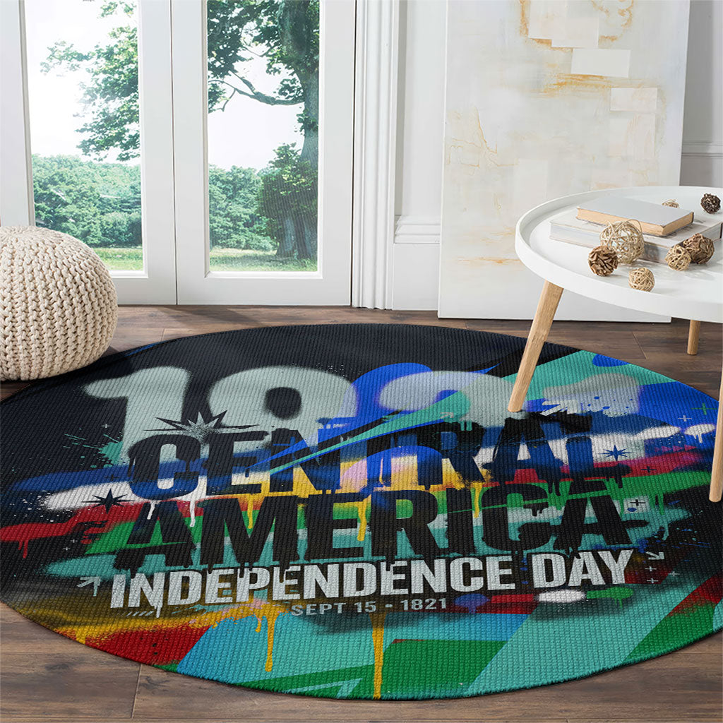 Central America Independence Day 1821 Round Carpet Blue Black Graffiti Paint Splatter Parrot Map