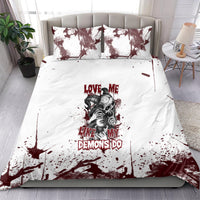Skull bedding set: white cover with burgundy splatter and central skull graphic.