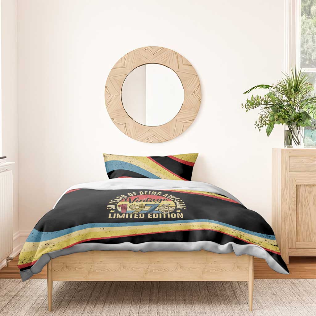 Vintage 1976 Birthday Celebration Bedding Set 50th Birthday for Him - Retro Distressed Stripe Pattern