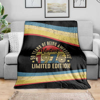 Vintage 1976 Birthday Celebration Blanket 50th Birthday for Him - Retro Distressed Stripe Pattern