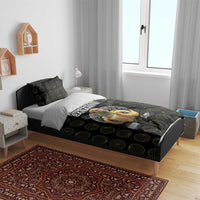 Chimpanzi Bananini Primate Bedding Set with 3D Wireframe Globe Pattern