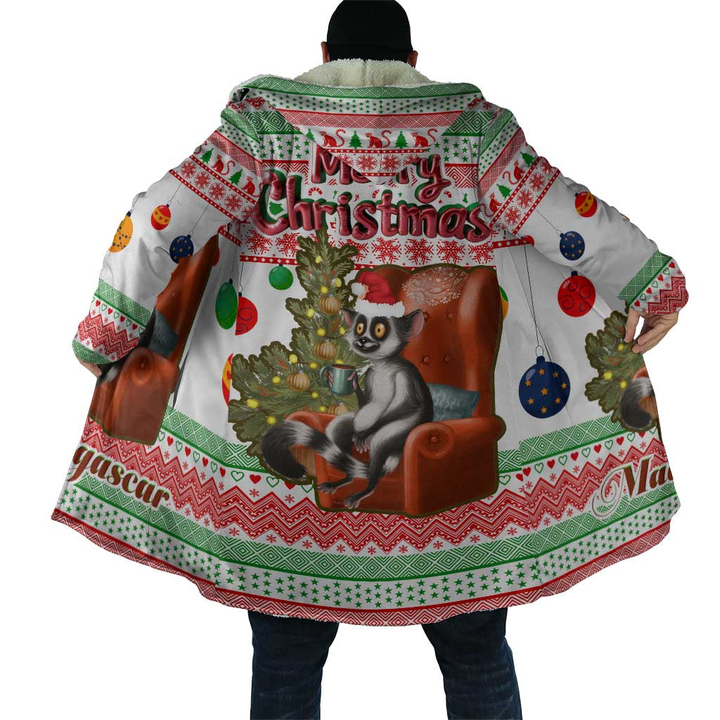 Madagascar Christmas Cloak with Lemur Santa Hat Holiday Tree and Festive Pattern - Wonder Print Shop