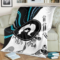 Multicolor Aboriginal throw blanket featuring black and white art with blue dotted details