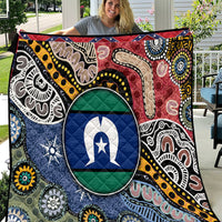 Aboriginal pattern quilt with oval star emblem, multicolor tribal fabric, dark blue backing