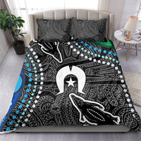 Crocodile-themed bedding set with blue dot details, star emblem, and two matching pillows