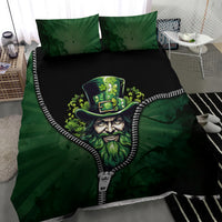 Green and black zip-art bedding set with leprechaun portrait, white zipper trim, two pillowcases