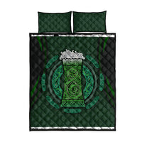 Green quilt bed set with Celtic circle beer cup motif and two pillow covers