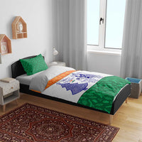 India Christmas Bedding Set with Elephant Santa Tree Design and Tricolor Holiday Pattern - Wonder Print Shop