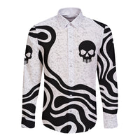 Long-sleeve button shirt in black and white with front skull and wave pattern