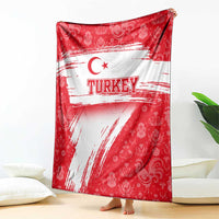 Turkey National Flag and Pattern Design Blanket with Red Brush Stroke Effect