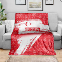 Turkey National Flag and Pattern Design Blanket with Red Brush Stroke Effect