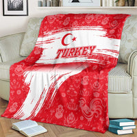 Turkey National Flag and Pattern Design Blanket with Red Brush Stroke Effect