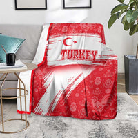Turkey National Flag and Pattern Design Blanket with Red Brush Stroke Effect