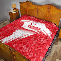 Turkey National Flag and Pattern Design Quilt with Red Brush Stroke Effect