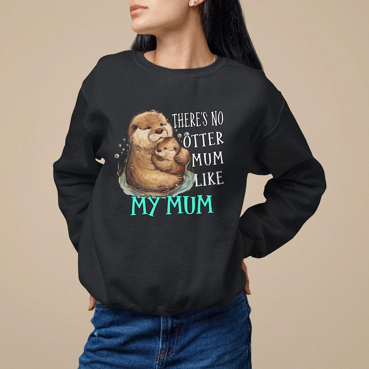 Black sweatshirt with otter mom graphic and "My Mum" text