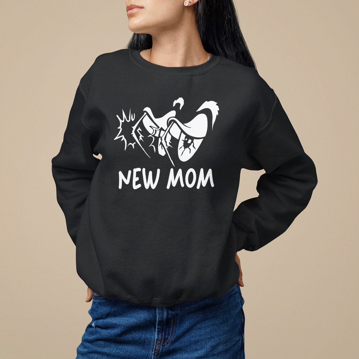 Women's black sweatshirt with 'MEW MOM' cat graphic, crew neck and long sleeves