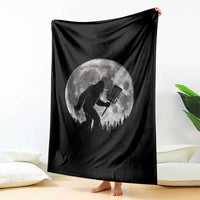 Disc Golf Bigfoot Throw Blanket Funny Cool Full Moon & Trees Sasquatch - Wonder Print Shop