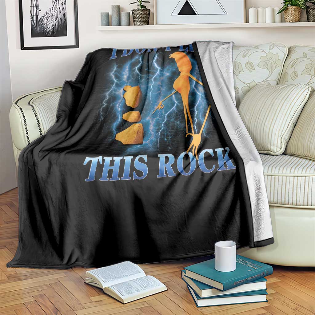 Funny Christmas Marcus The Worm Throw Blanket I Don't Like This Rock Brain Rot - Wonder Print Shop