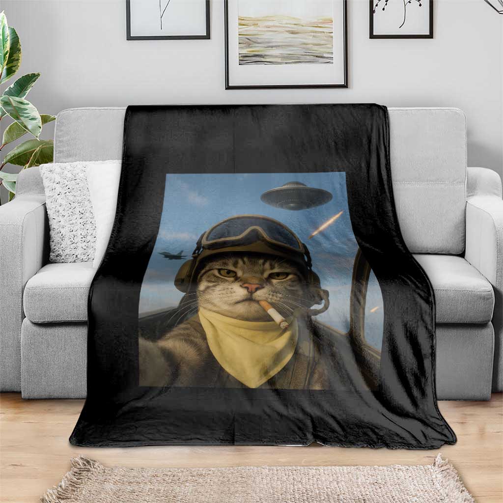 Cat Selfie With Alien UFO Throw Blanket Retro Space Sci-Fi Cat Pilot - Wonder Print Shop