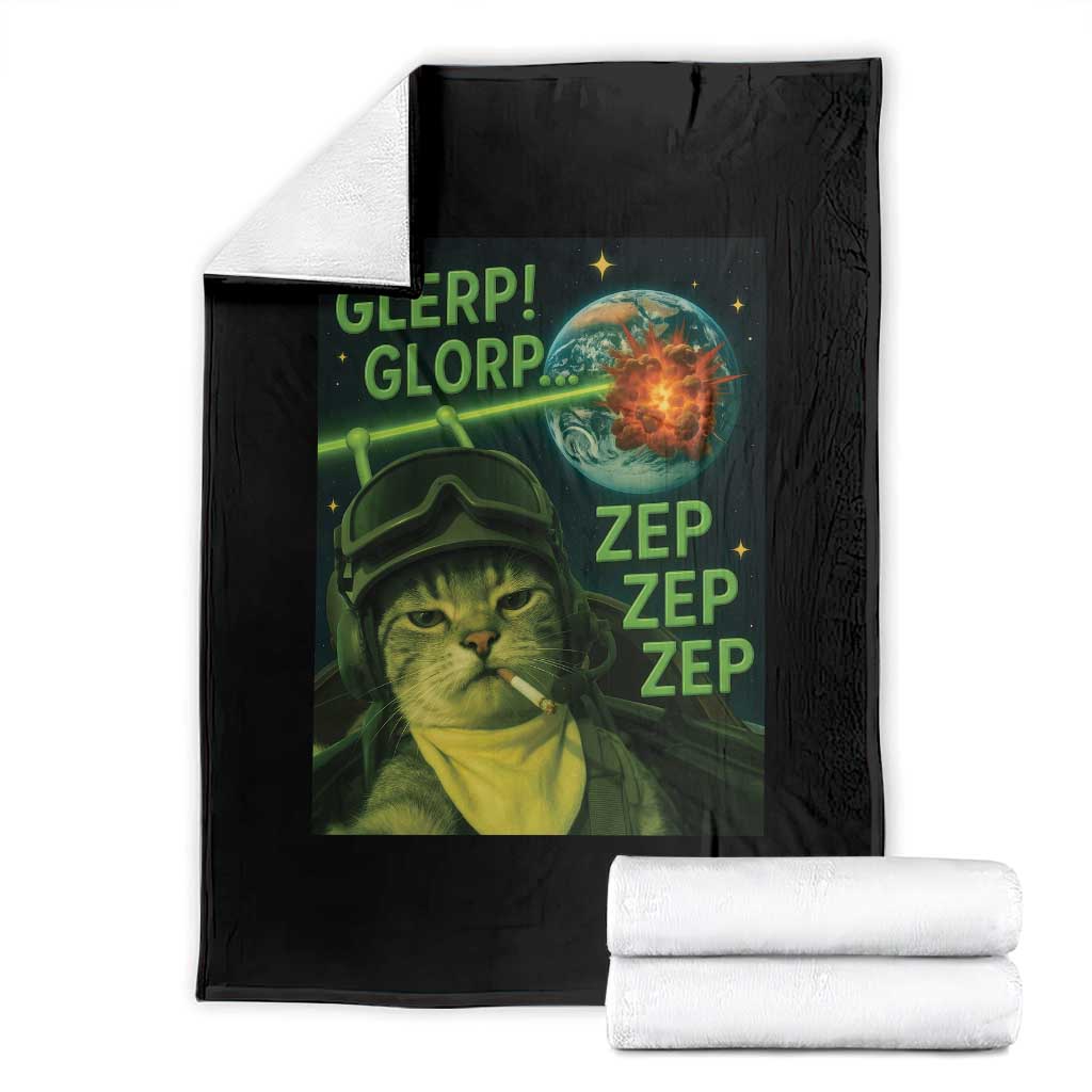Funny UFO Alien Cat Selfie Throw Blanket Retro Space Sci-Fi Cat Pilot - Wonder Print Shop