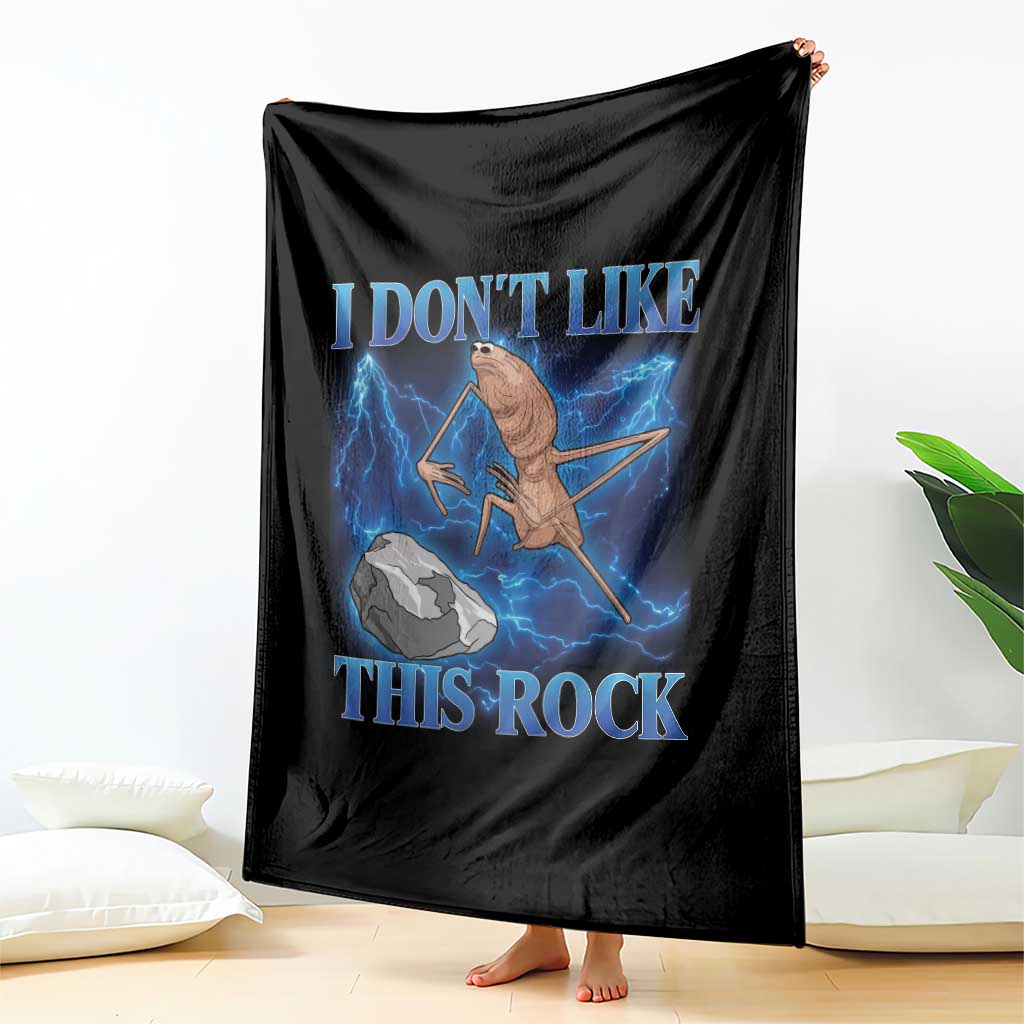 Marcus The Worm Meme Throw Blanket I Don't Like This Rock Bootleg - Wonder Print Shop