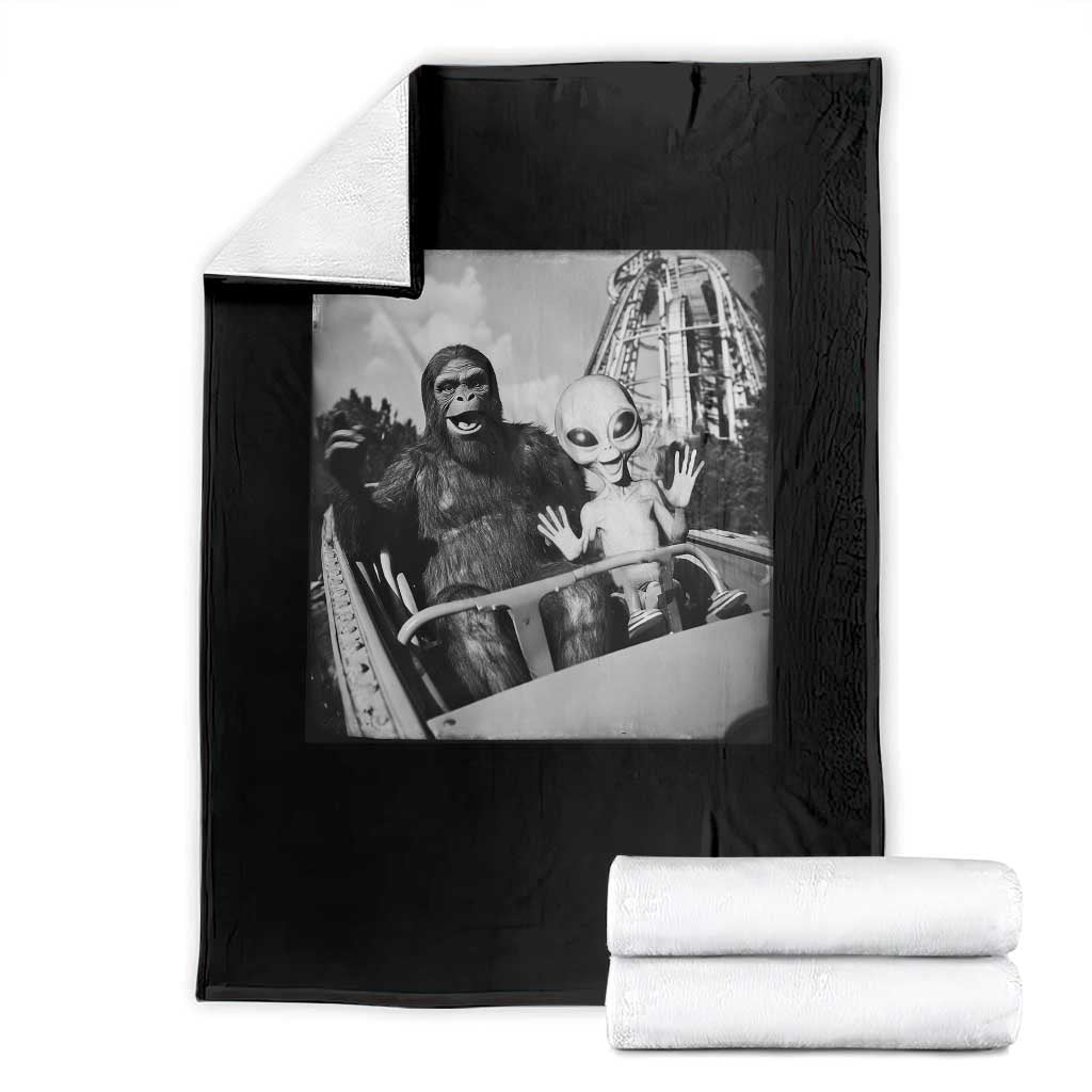 Funny Bigfoot Alien Throw Blanket Sasquatch UFO Coaster - Wonder Print Shop