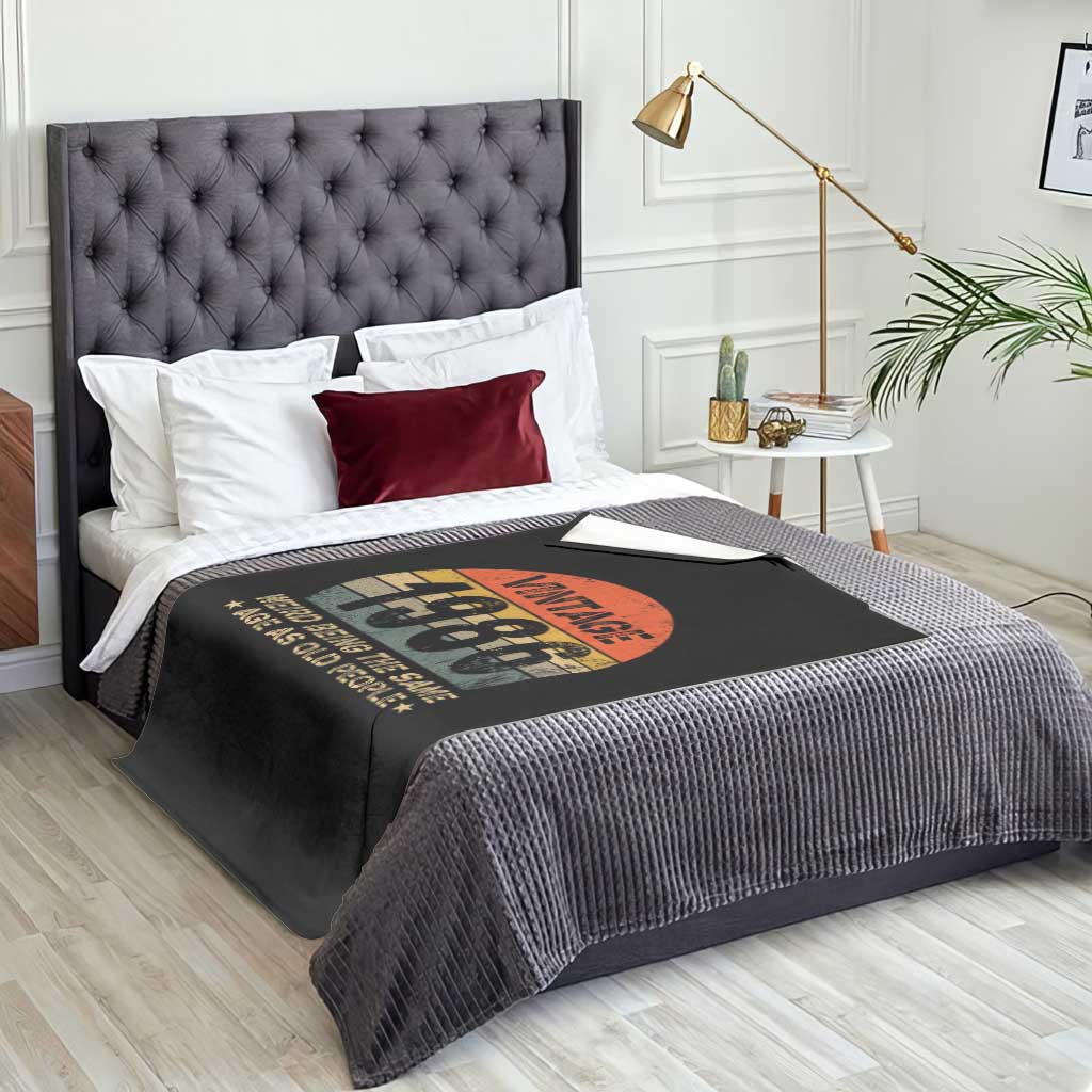 40th Birthday Throw Blanket Retro 1986 Weird Being The Same Age As Old People